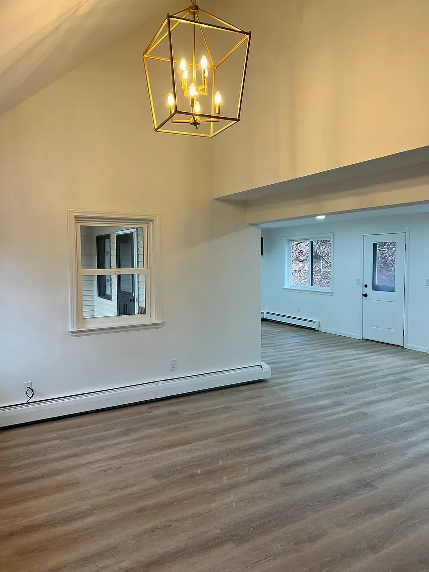Simsbury 4 Bedroom 2 Bath for rent