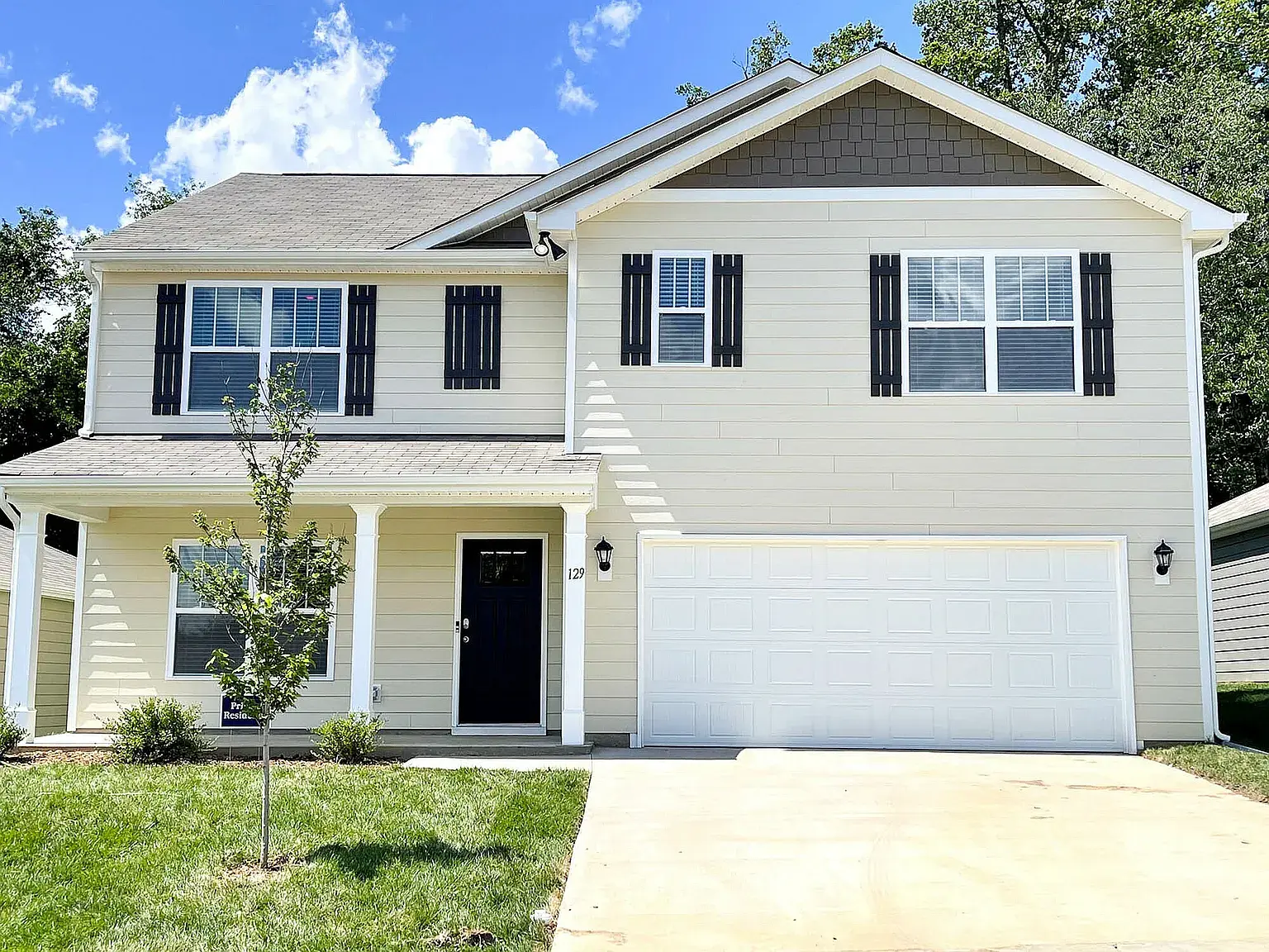 3 Bedroom 2 Bath available in Fairview Meadows
