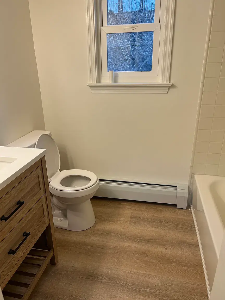 Simsbury 4 Bedroom 2 Bath for rent