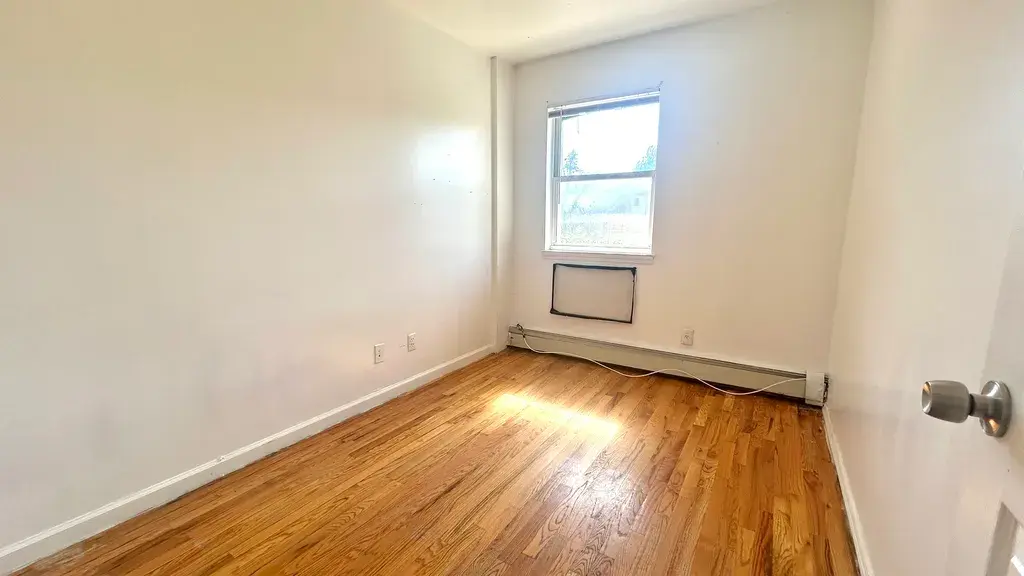 College points 2 bedrooms