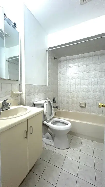 College points 2 bedrooms